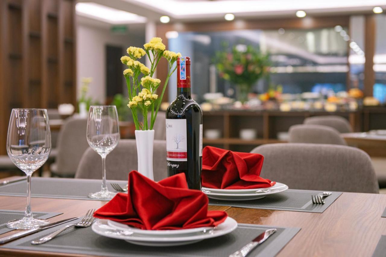 Western Skyline Hotel Hanoi Exterior foto